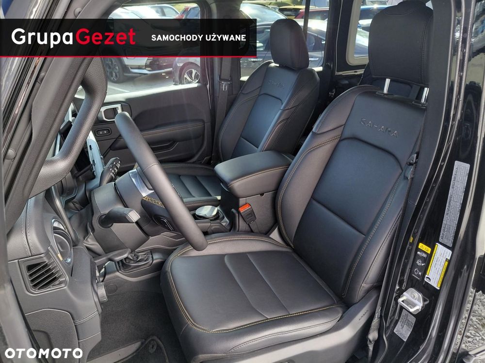 Jeep Wrangler Unlimited GME 2.0 Turbo Sahara - 14