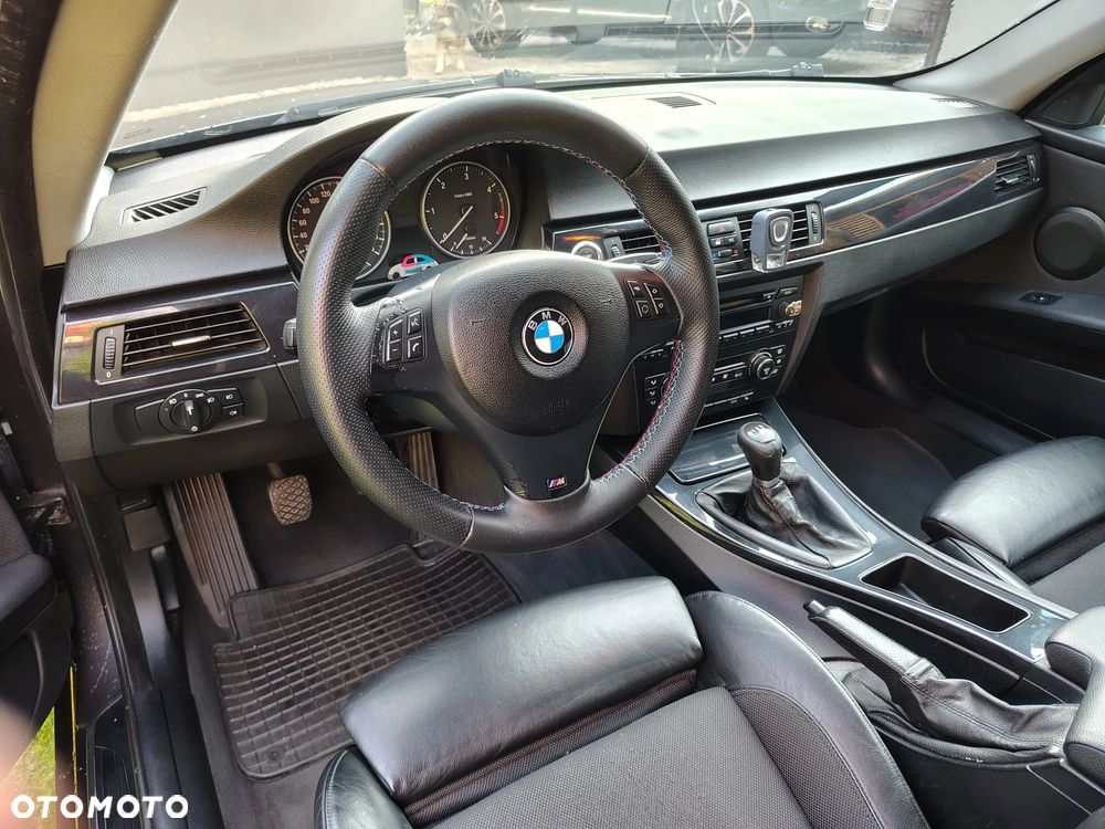 BMW Seria 3 320d DPF - 8