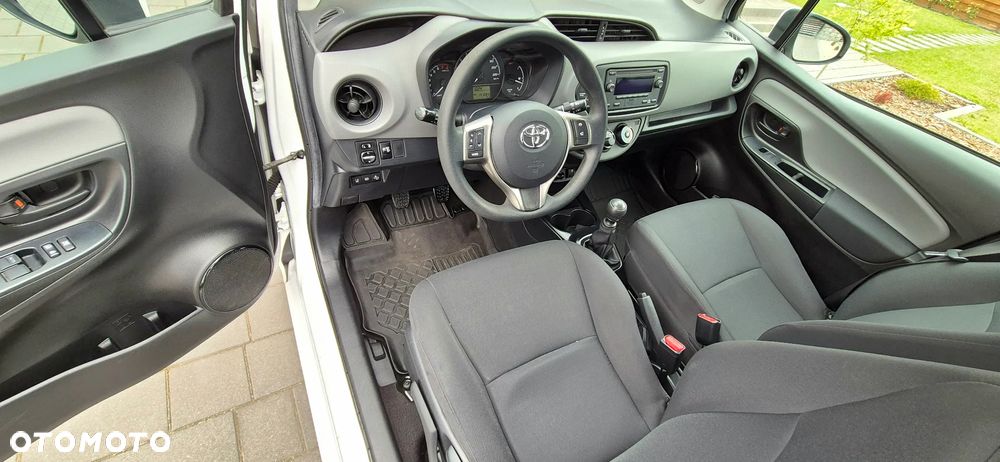 Toyota Yaris 1.5 Active - 25
