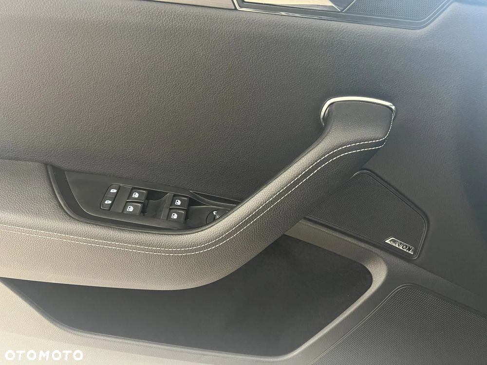 Skoda Superb 2.0 TDI SCR Style DSG - 17