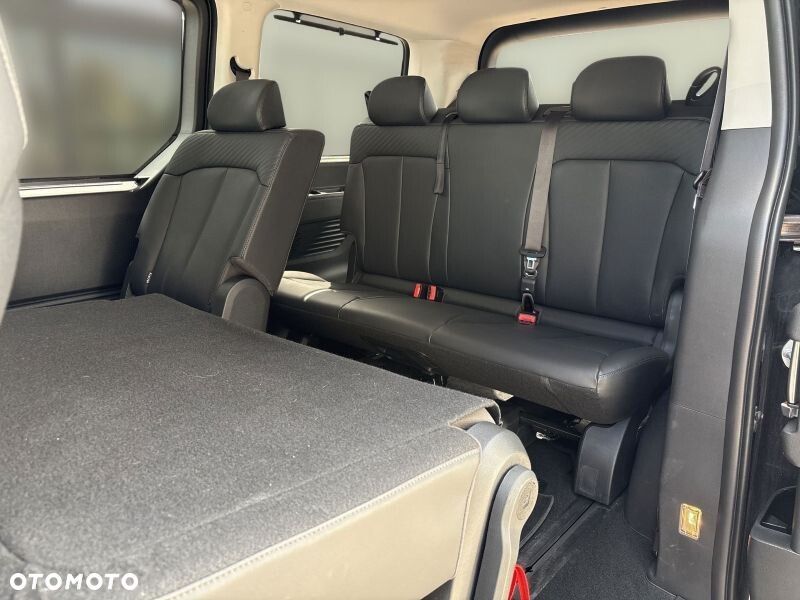 Hyundai Staria 1.6 T-GDI HEV Smart VIP - 13