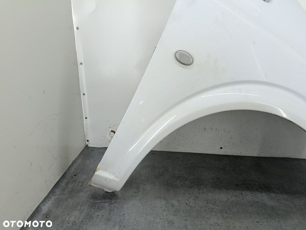 BŁOTNIK PRAWY PRZÓD MERCEDES-BENZ VITO W639 9147 - 4