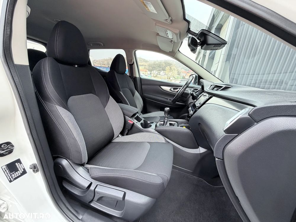 Nissan Qashqai 1.6 DCI ALL-MODE 4x4i TEKNA+ - 14