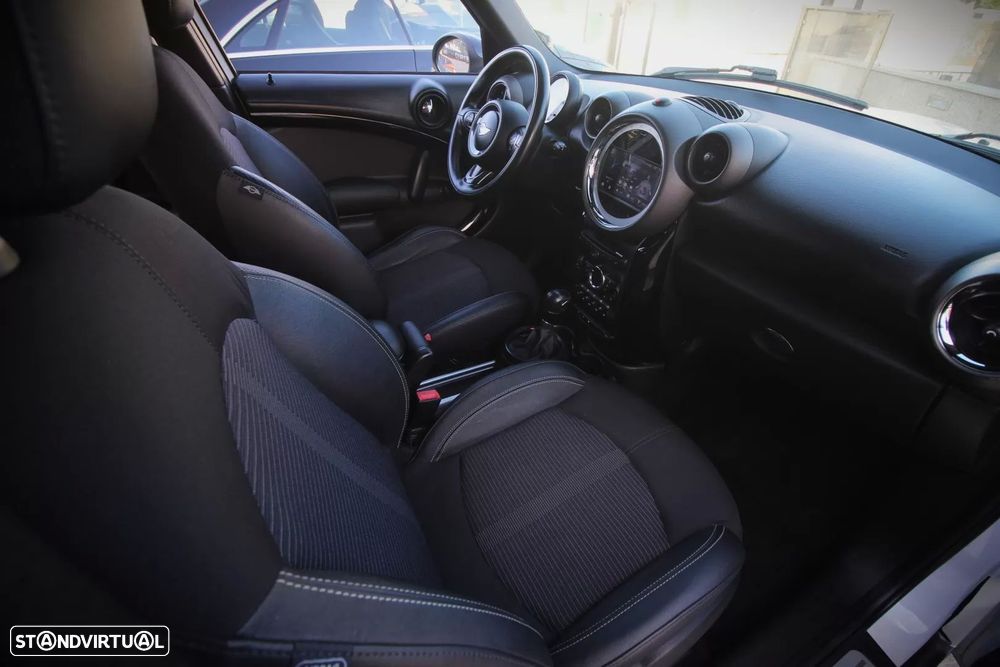 MINI Countryman Cooper D Aut. - 33