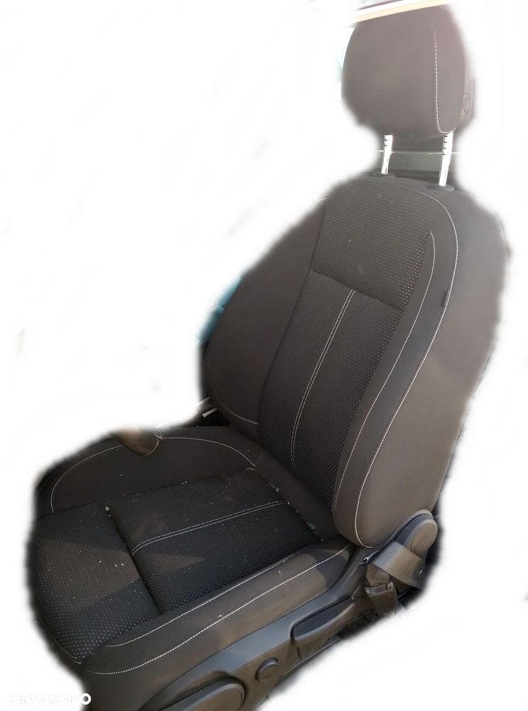 OPEL ZAFIRA C FOTEL FOTELE KANAPA KOMPLET - 1
