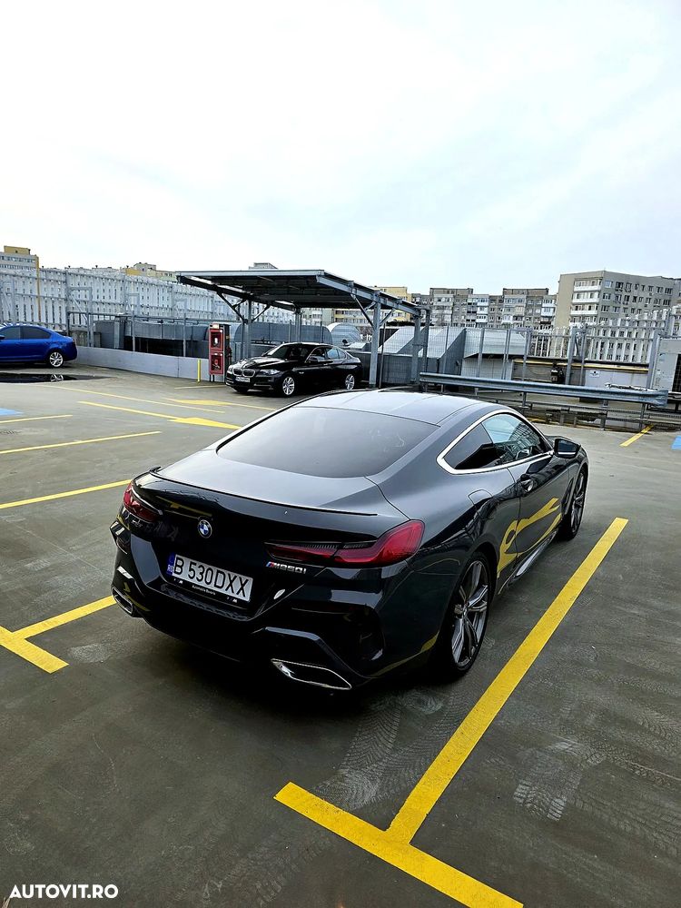 BMW M8 M850i xDrive - 3