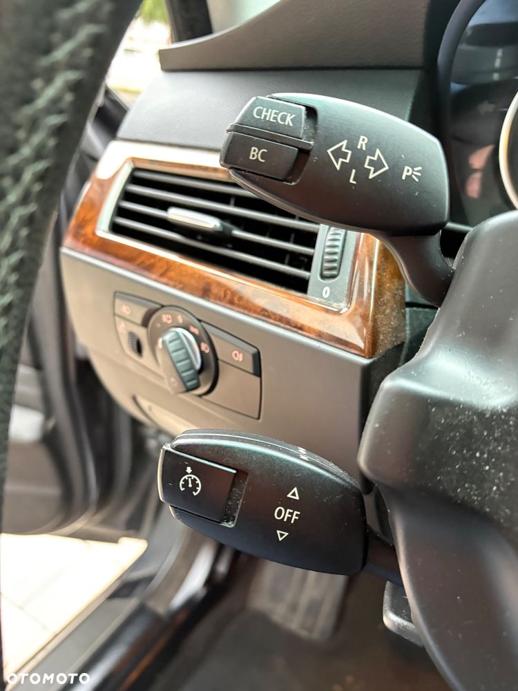 BMW Seria 5 - 29