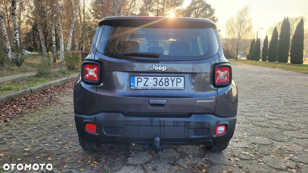 Jeep Renegade 1.6 E-TorQ Sport FWD - 5