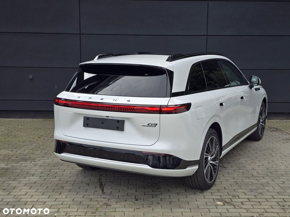 XPeng G9 94.6 kWh AWD Performance - 5
