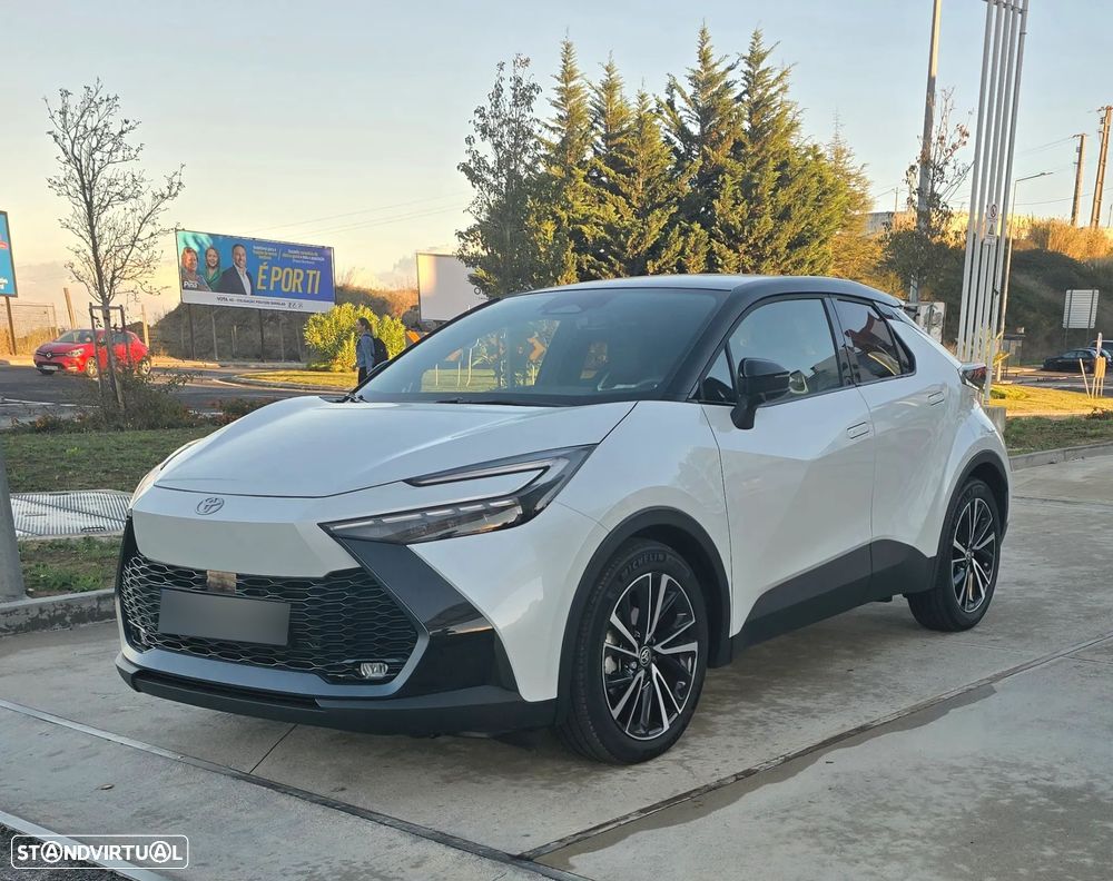 Toyota C-HR 1.8 Hybrid Lounge - 2