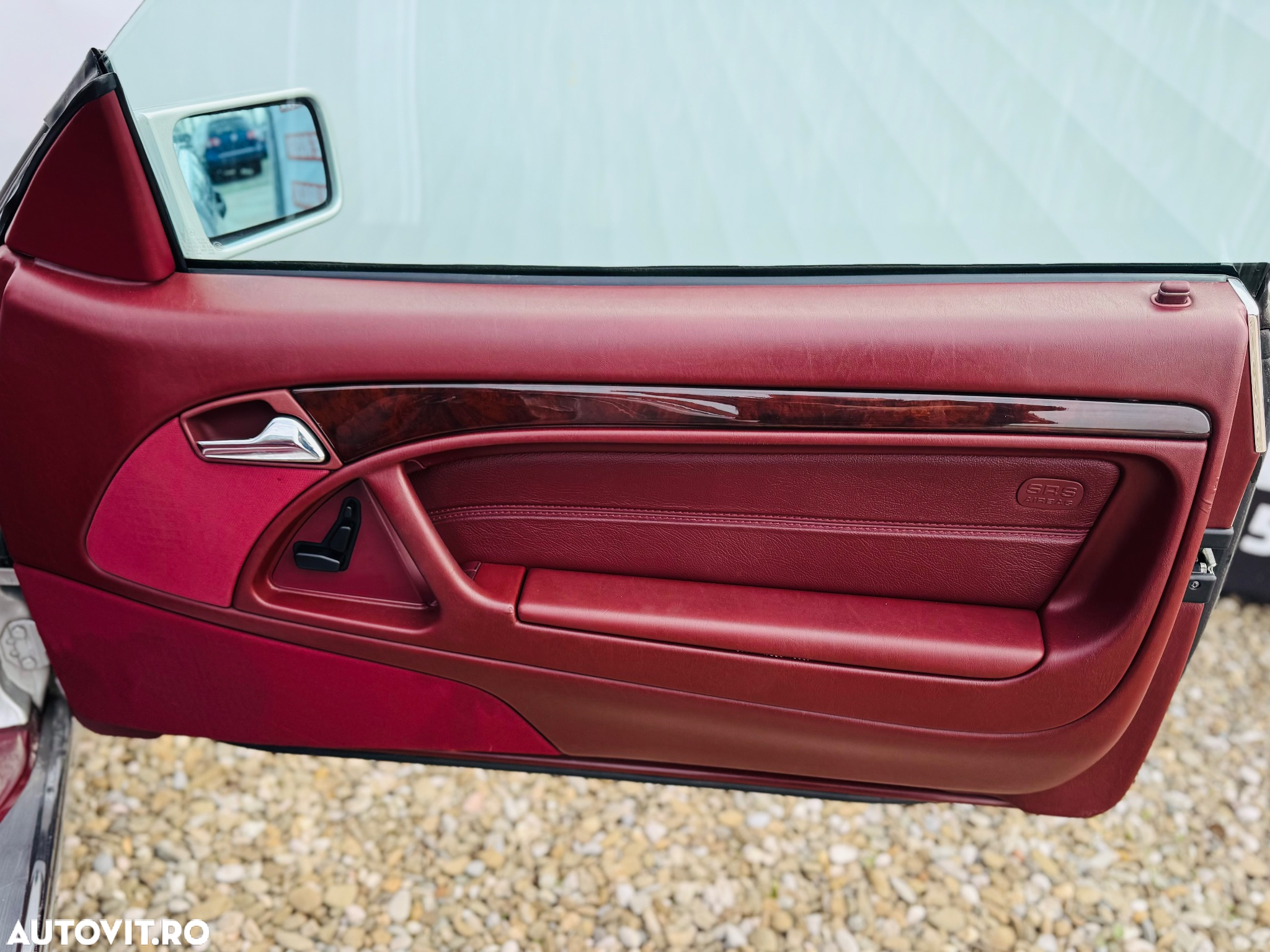 Mercedes-Benz SL - 12