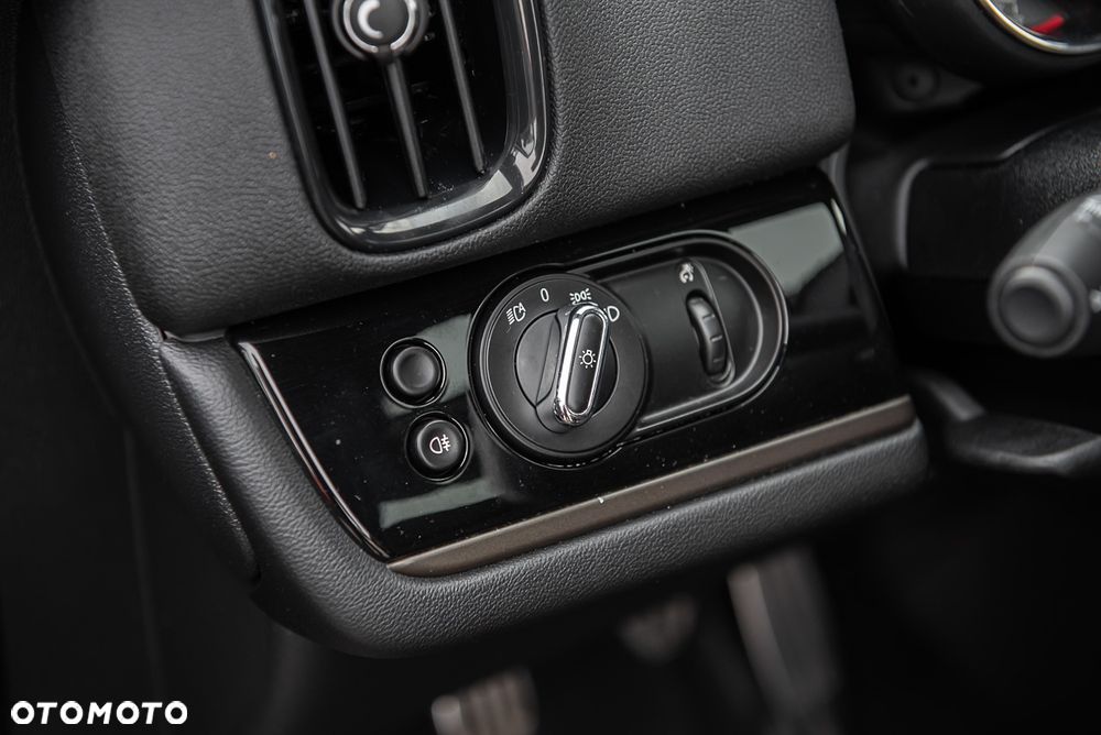 MINI John Cooper Works - 17