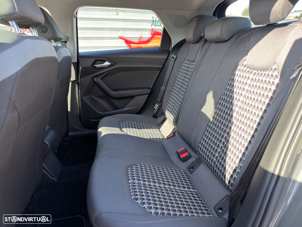 Audi A1 Sportback 30 TFSI S line - 10