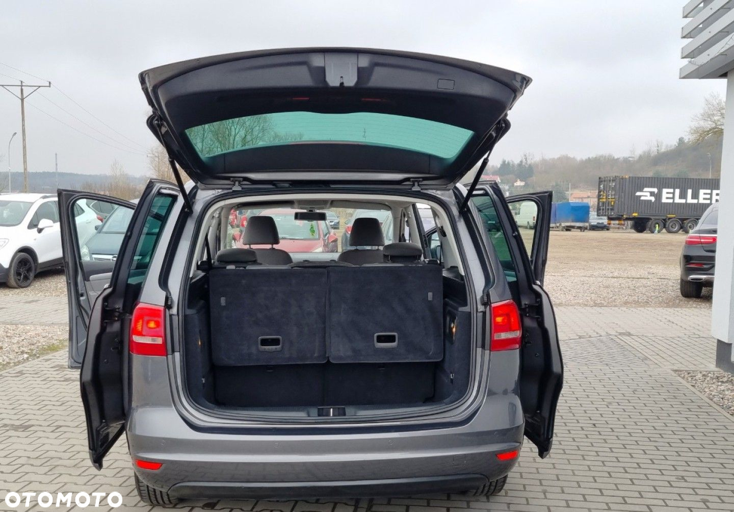 Volkswagen Sharan - 36