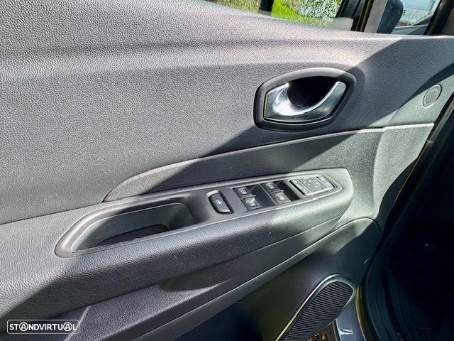 Renault Captur 0.9 TCE Exclusive - 9