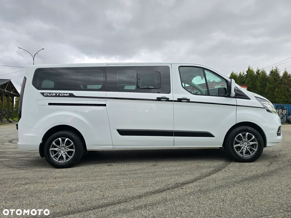 Ford Tourneo Custom 2.0 EcoBlue L2 Trend - 27