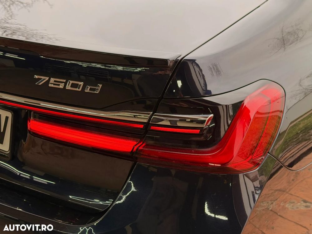 BMW Seria 7 750d xDrive - 36