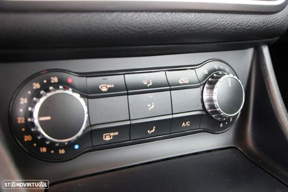 Mercedes-Benz GLA 200 CDi Urban Aut. - 18