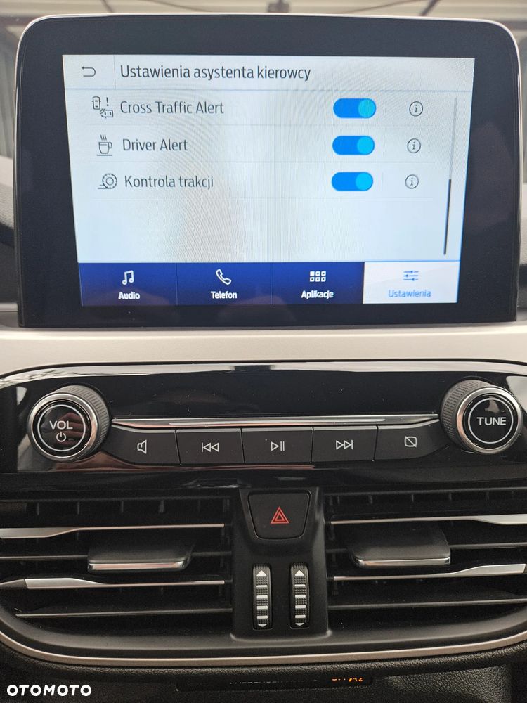 Ford Kuga - 17