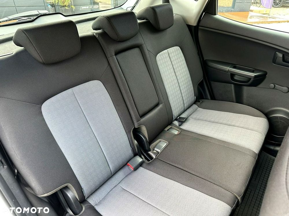 Kia Venga 1.4 CRDi M - 17