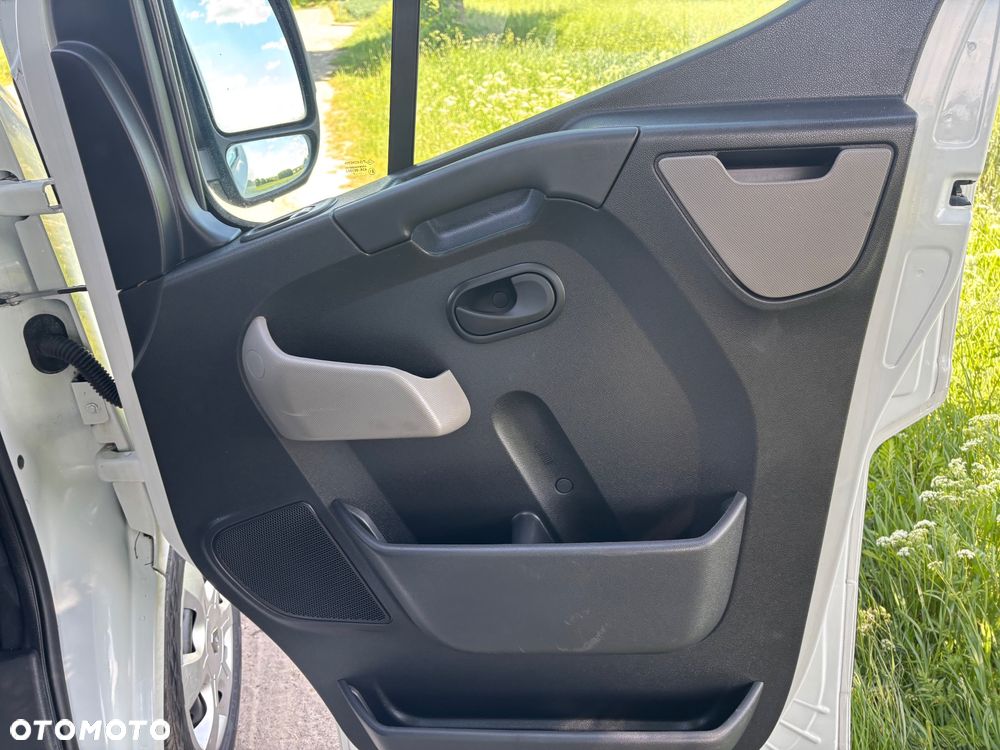 Renault Master - 19