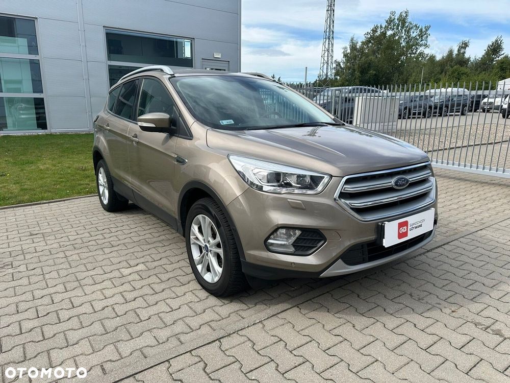 Ford Kuga - 4