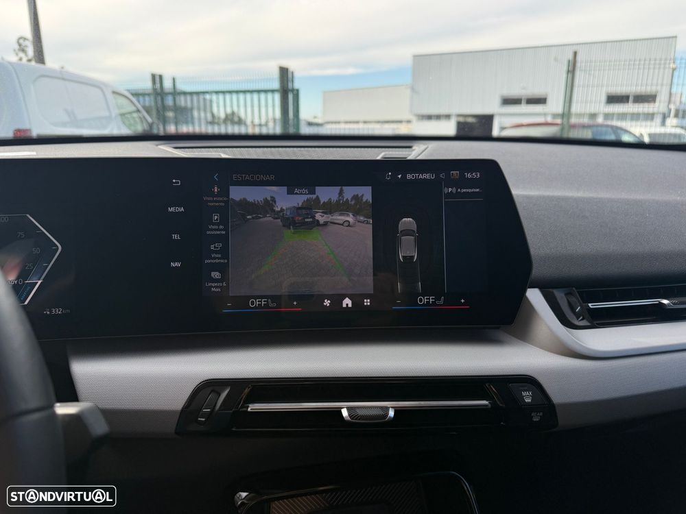BMW iX2 eDrive20 - 12