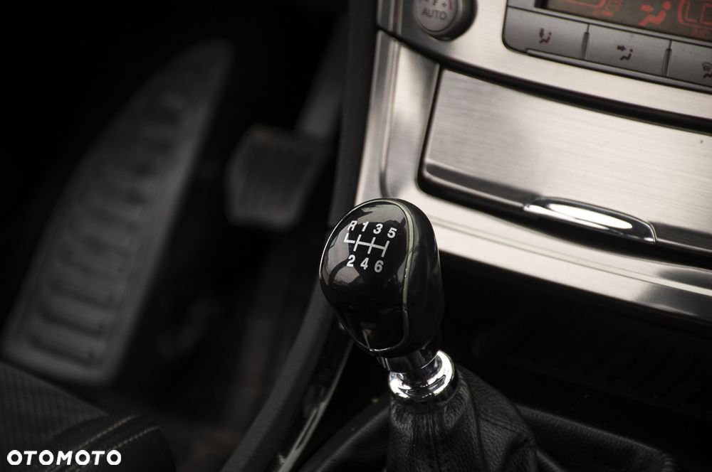 Ford Mondeo 2.0 TDCi Business Edition - 25