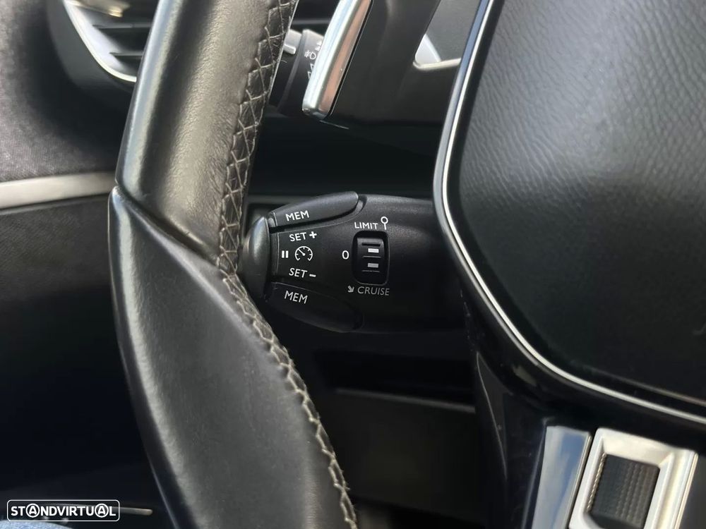 Peugeot 3008 PureTech 130 Stop & Start GPF EAT8 Allure - 27