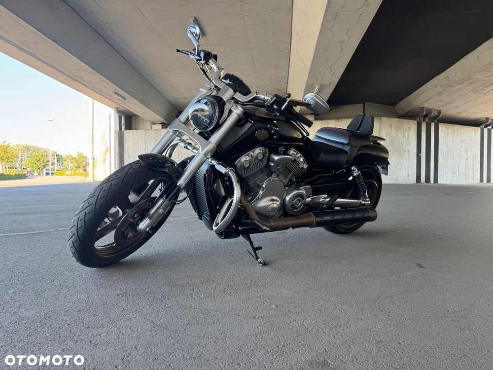 Harley-Davidson V-Rod Muscle - 1