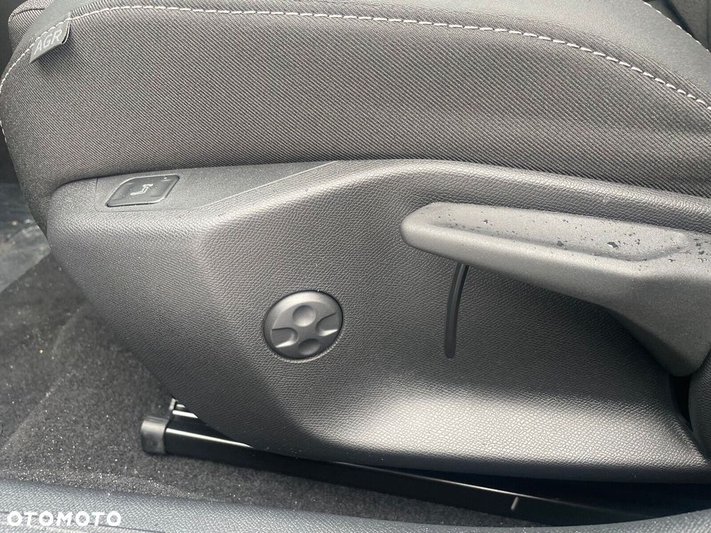 Opel Astra 1.2 T mHEV Ultimate S&S eDTC - 10