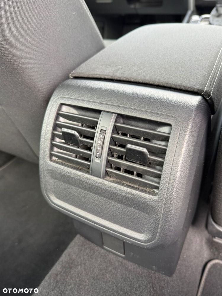 Volkswagen Passat 2.0 TDI EVO Business DSG - 23