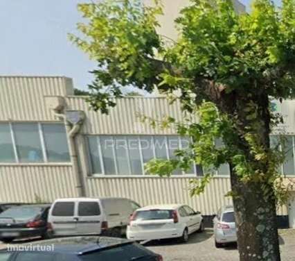 Armazém /Pavilhão Industrial de – Guimarães com Escritórios - Grande imagem: 3/10