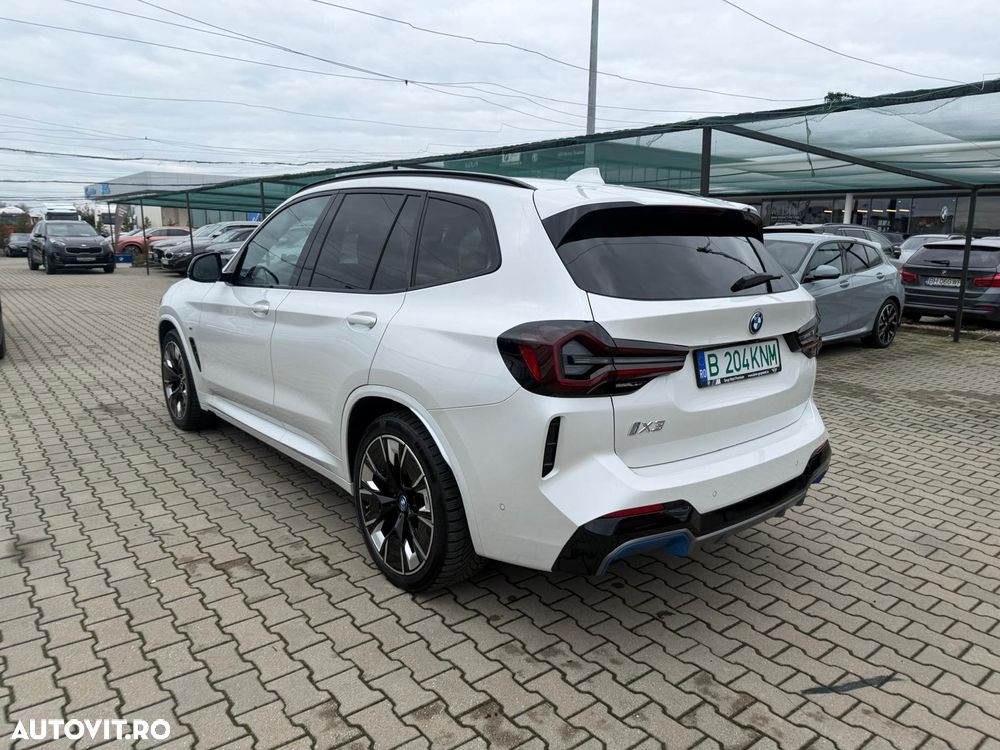 BMW iX3 Standard - 3