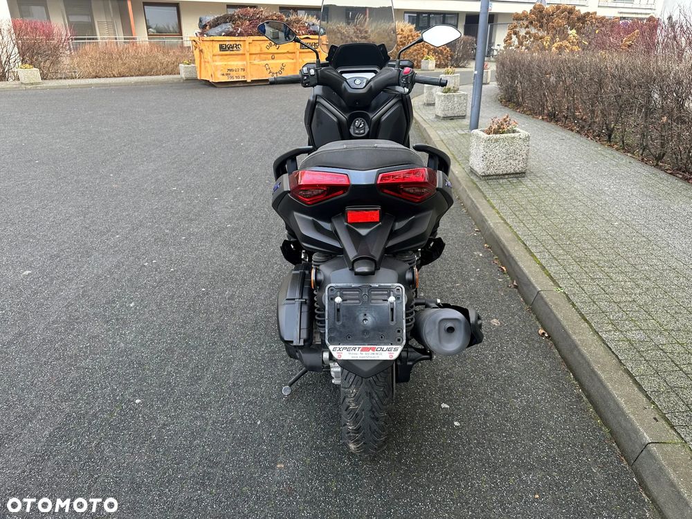 Yamaha X-max - 13