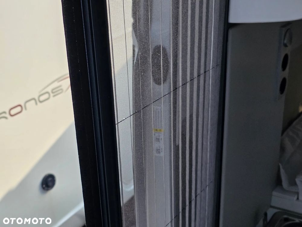 Volkswagen Grand California - 14