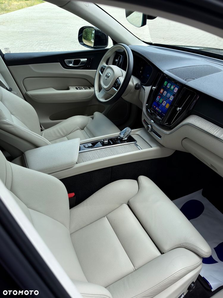 Volvo XC 60 - 24
