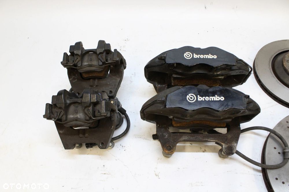 Cupra Leon zaciski komplet tarcze BREMBO - 6