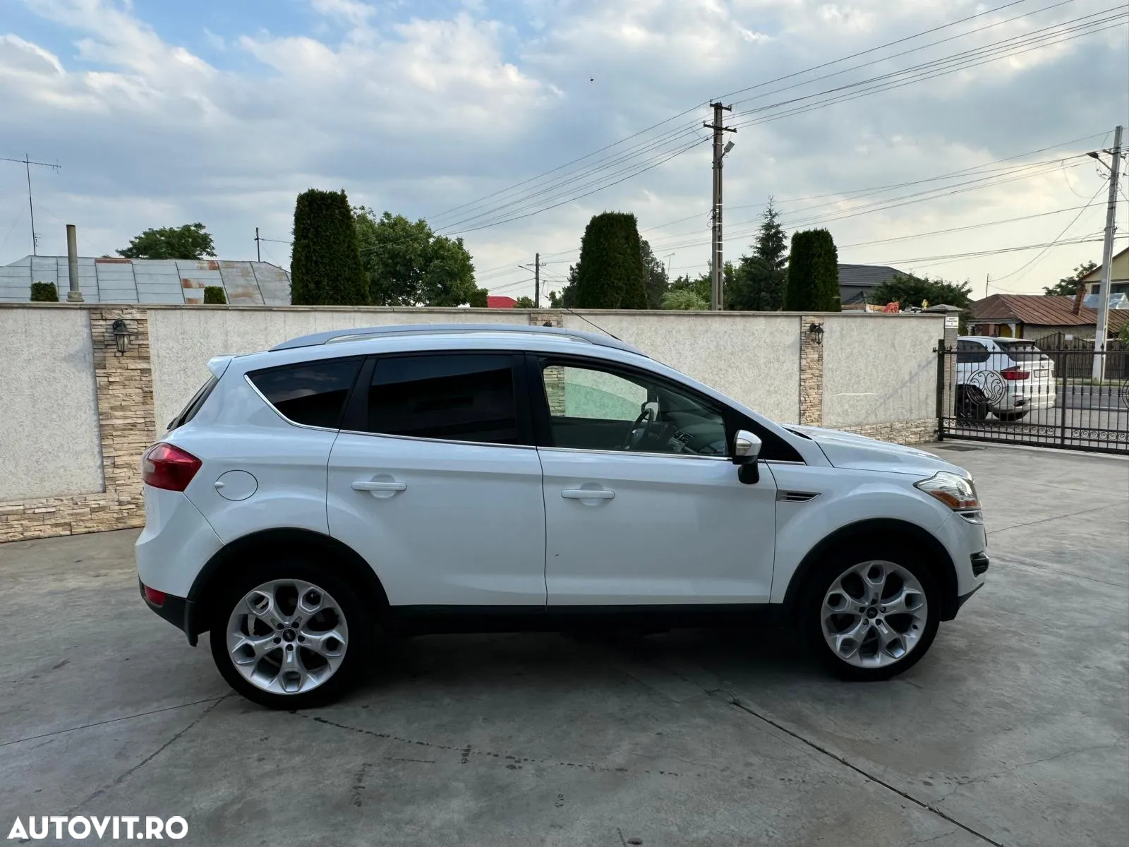 Ford Kuga - 6