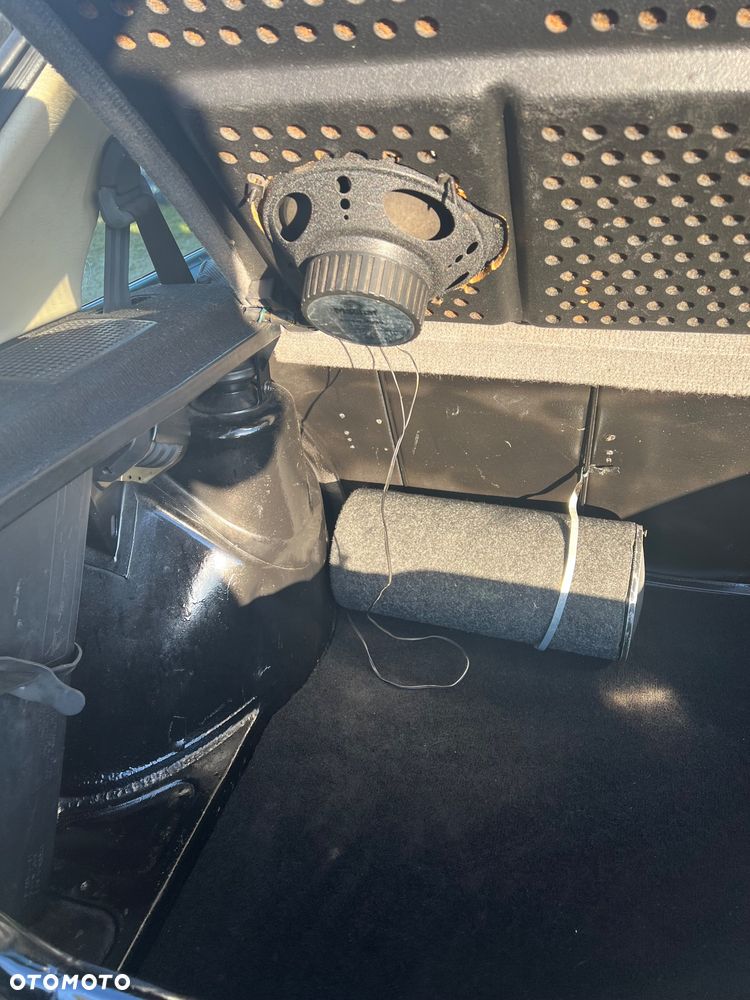 Volkswagen Golf - 11