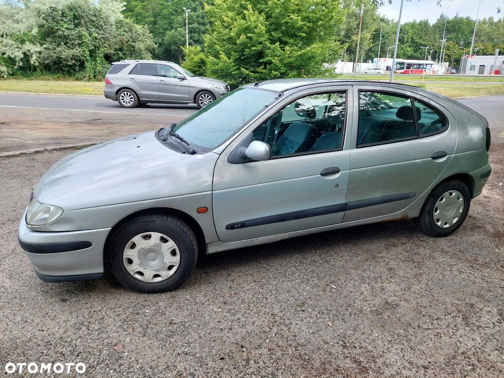 Renault Megane - 5