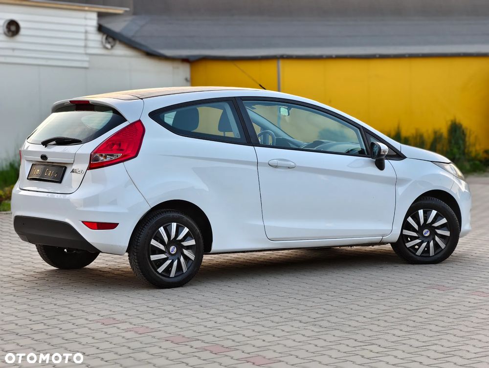 Ford Fiesta 1.25 Viva - 28