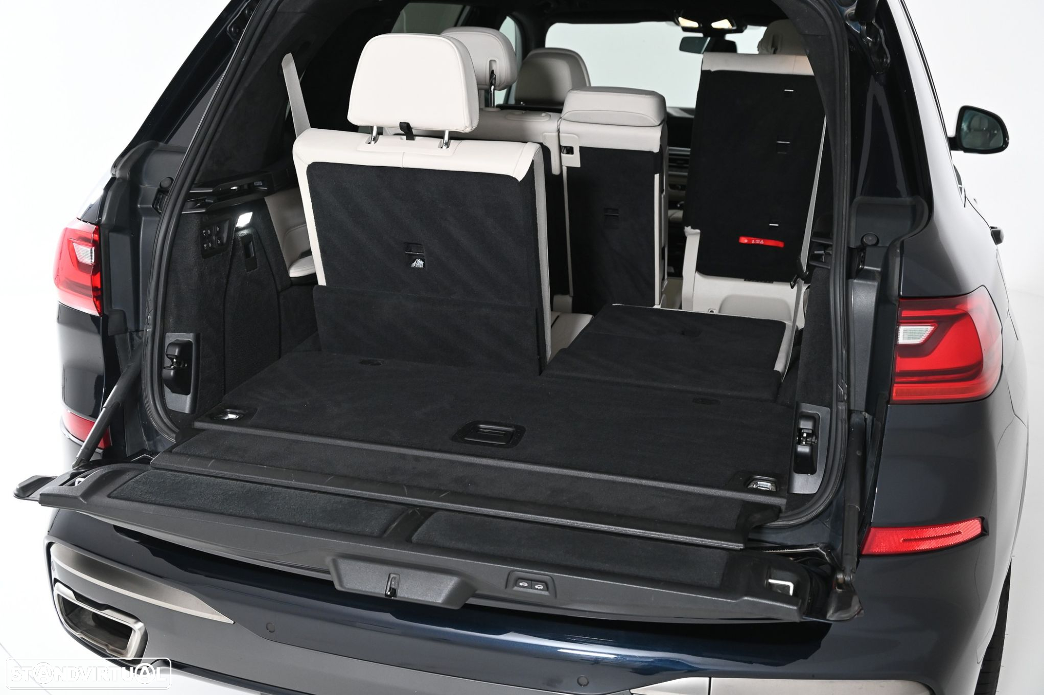 BMW X7 M50i - 14