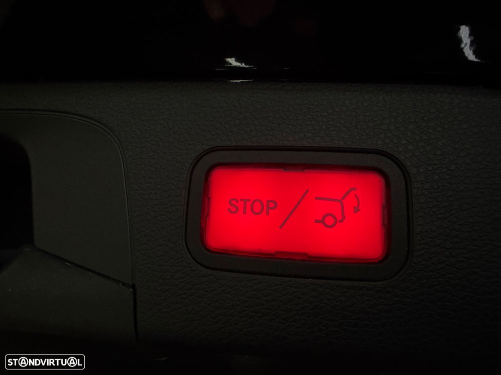 Mercedes-Benz EQC - 26