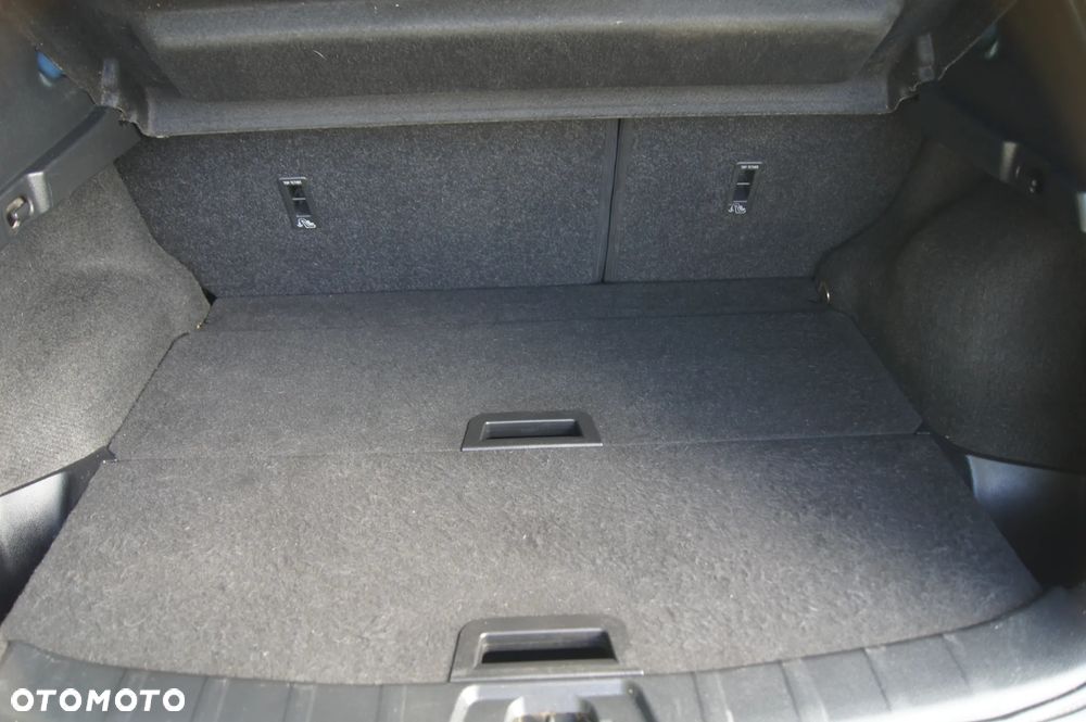 Nissan Qashqai 1.2 DIG-T N-Connecta - 32