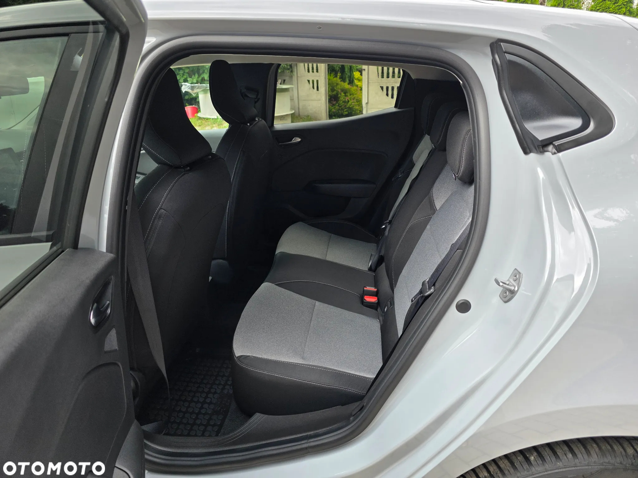 Renault Clio 1.0 TCe Evolution - 19