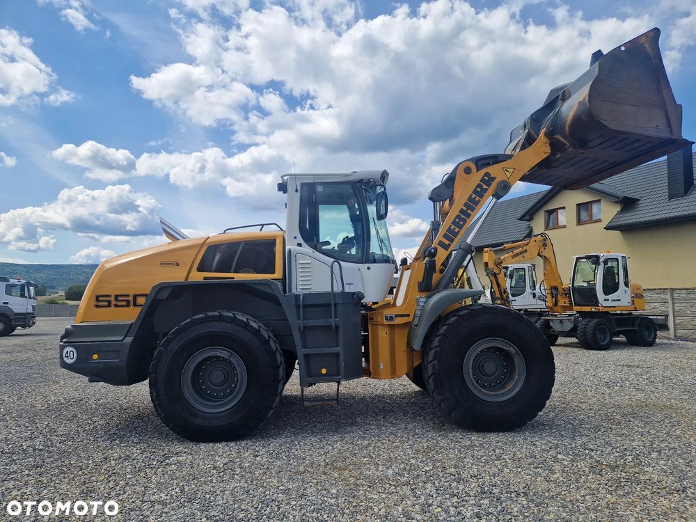 Liebherr L550 - 8