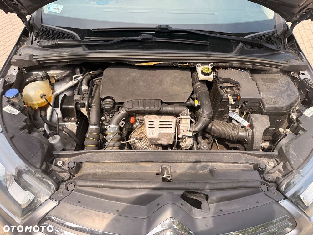 Citroën C4 1.2 PureTech Feel - 6