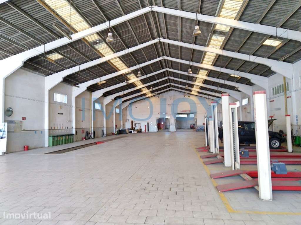 Armazém Industrial com 3000m2 em Maceda, Ovar - Grande imagem: 3/23