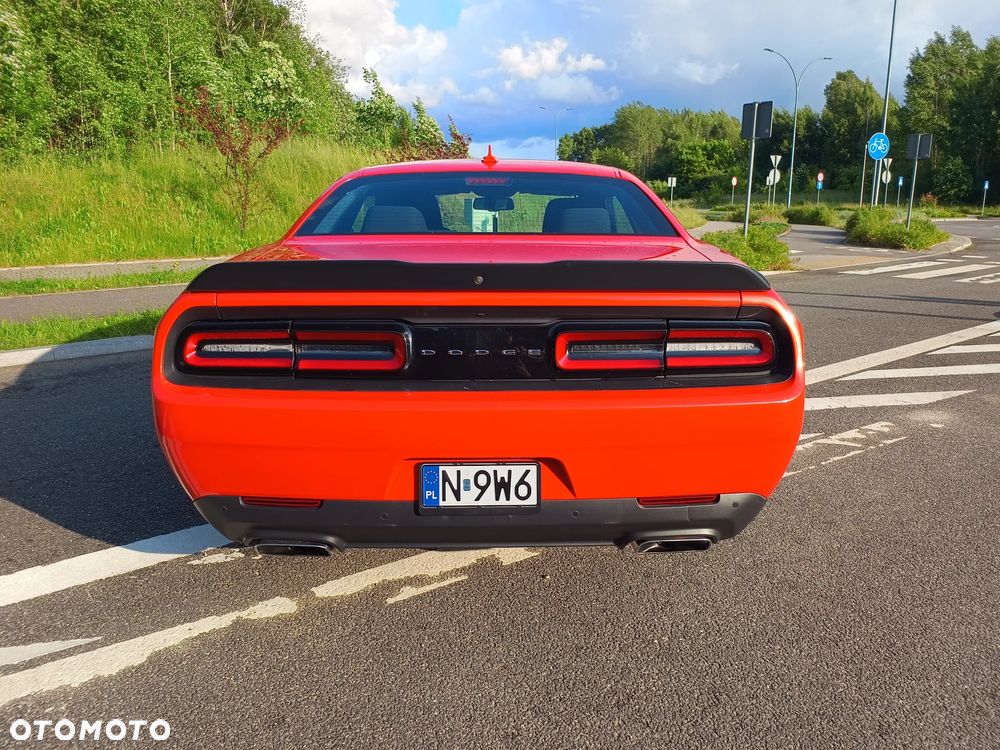Dodge Challenger 5.7 R/T Shaker - 5